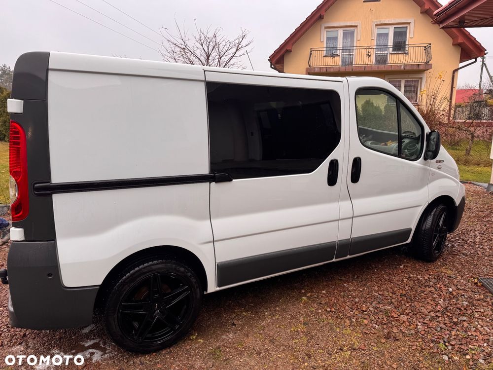 Renault Trafic - 17