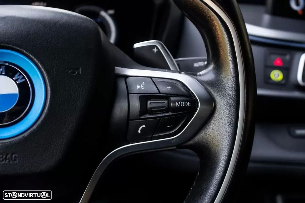 BMW i8 Standard - 16
