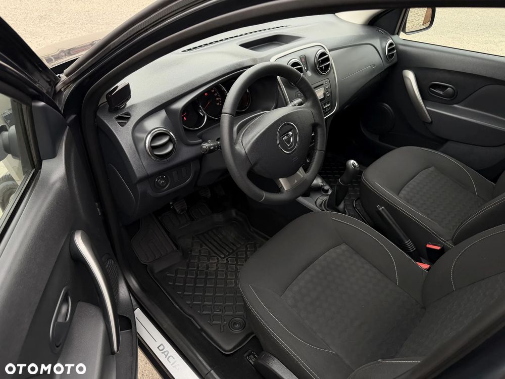 Dacia Sandero - 16