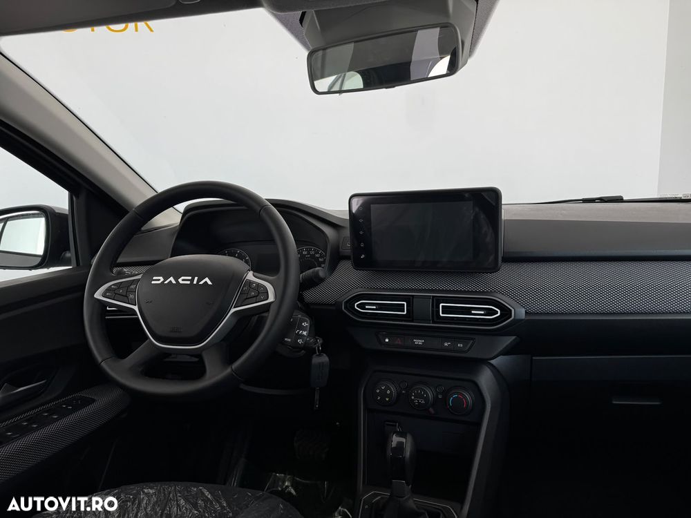 Dacia Logan TCe 90 CVT Expression - 13