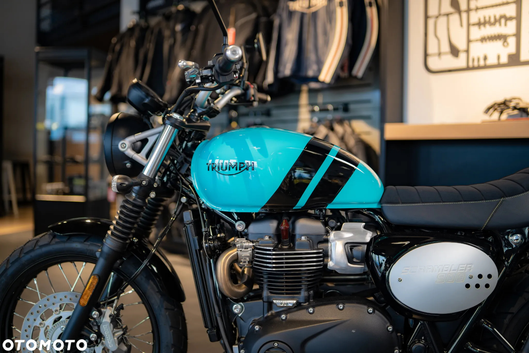 Triumph Scrambler - 14