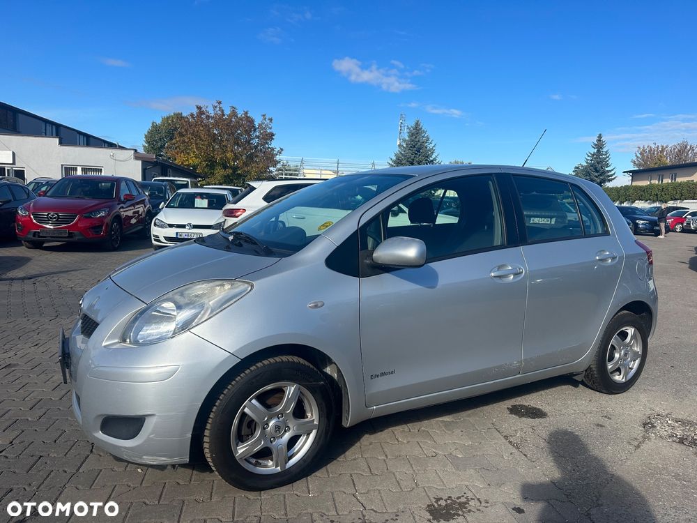 Toyota Yaris 1.0 Entry EU5 - 8