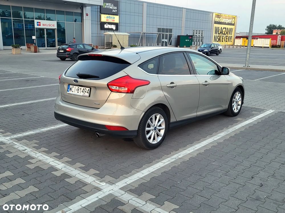 Ford Focus 1.5 EcoBoost STart-Stopp-System TITANIUM - 6
