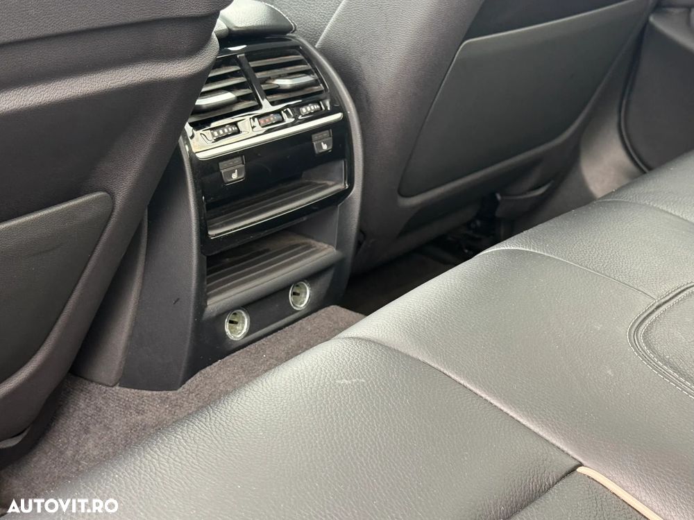 BMW Seria 5 525d Aut. Sport Line - 15