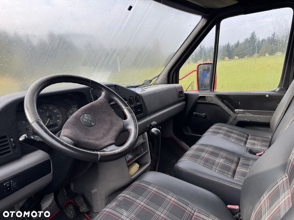 Volkswagen LT - 7