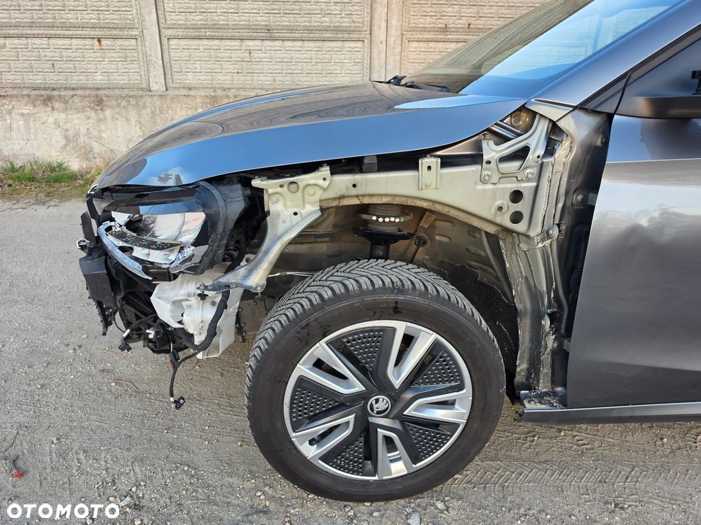 Skoda Fabia 1.0 TSI DSG Style - 28