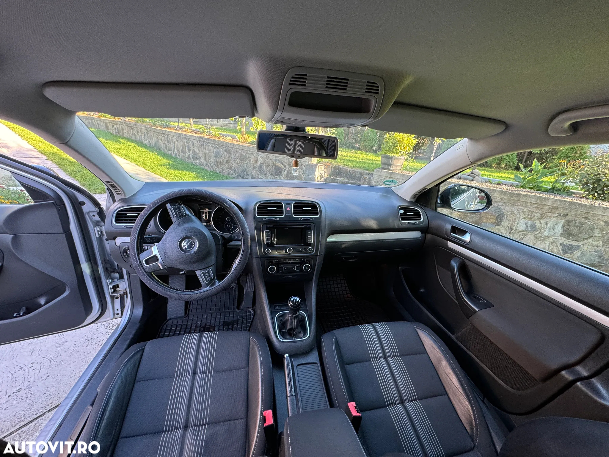 Volkswagen Golf 1.6 TDI DPF MATCH - 4