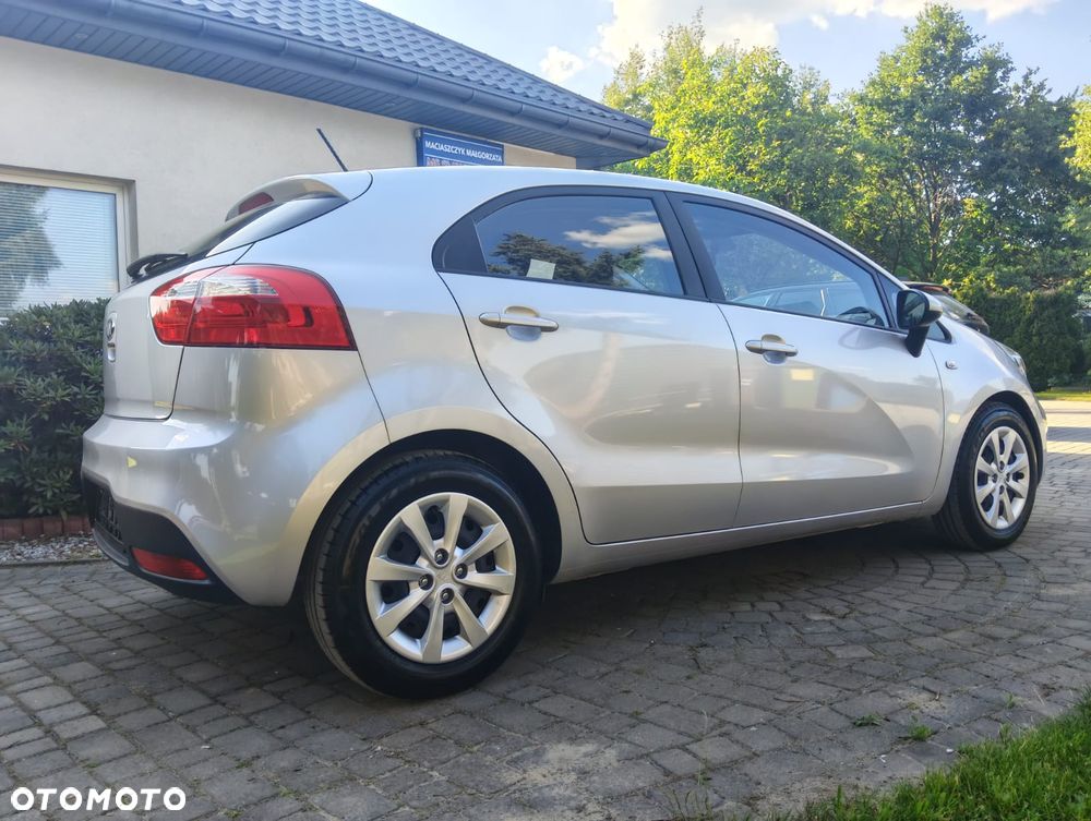 Kia Rio 1.2 Spirit - 33