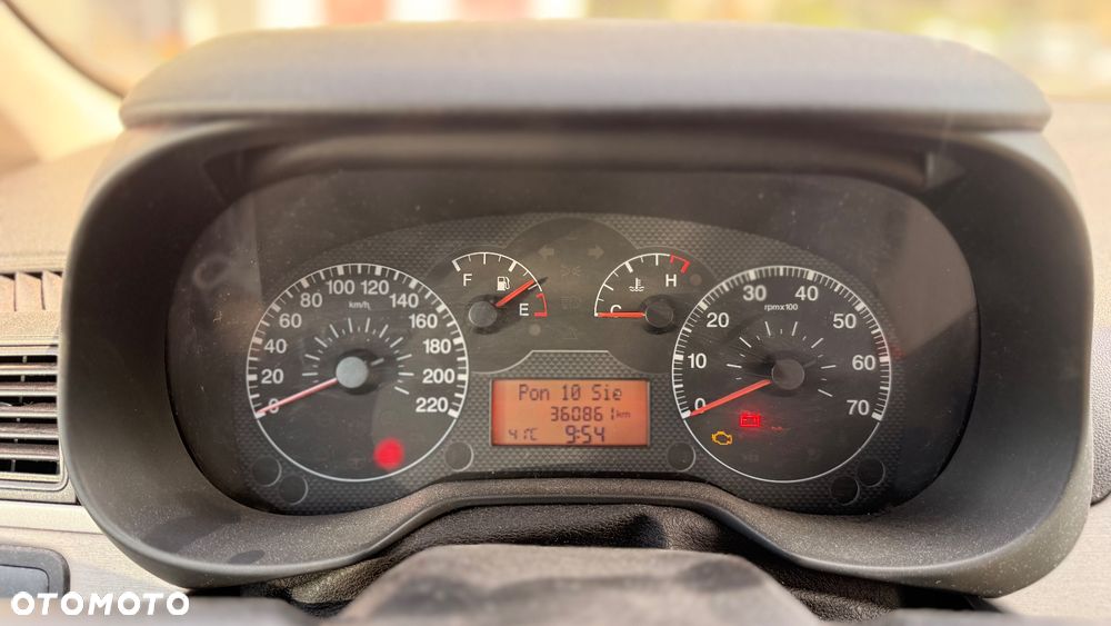 Fiat Punto 1.9 (JTD) Multijet Emotion - 9