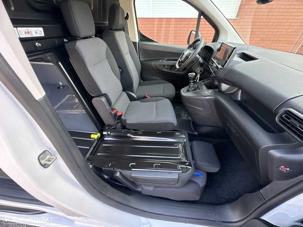 Fiat Doblo Outro - 13