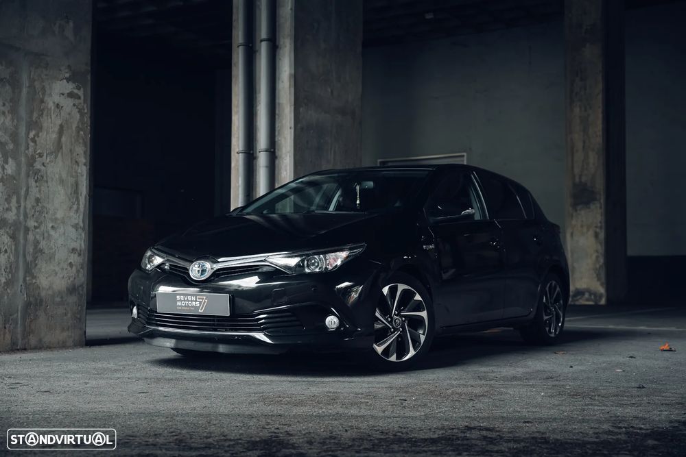 Toyota Auris 1.8 HSD Sport+Navi - 2