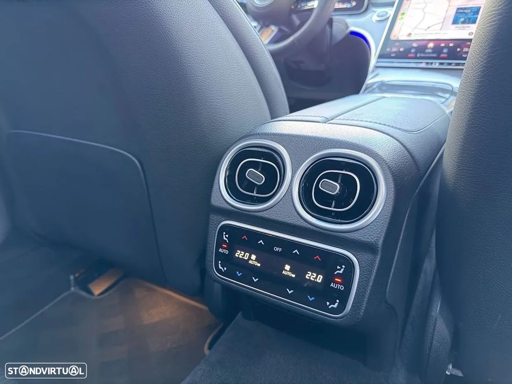 Mercedes-Benz C 300 e T 9G-TRONIC AMG Line - 17