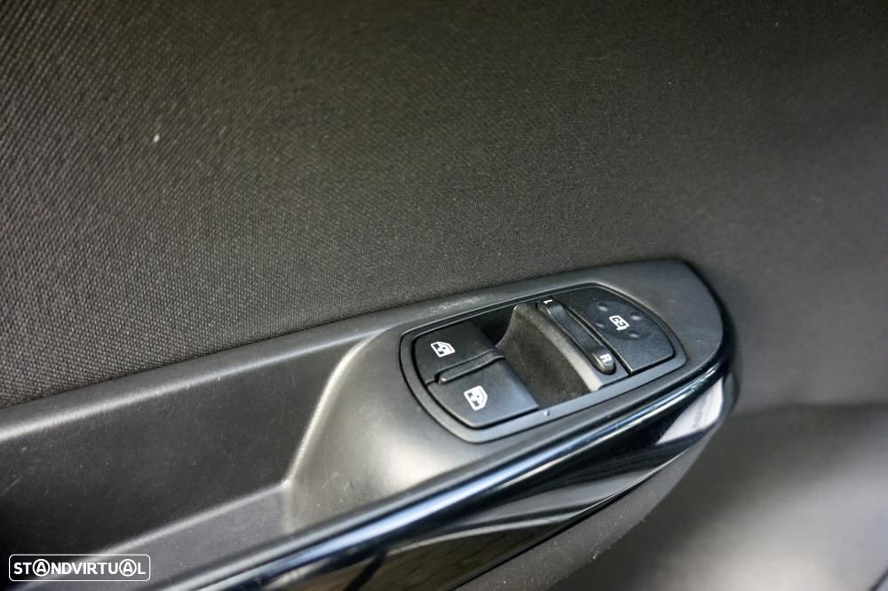 Opel Corsa 1.3 CDTi Enjoy - 9