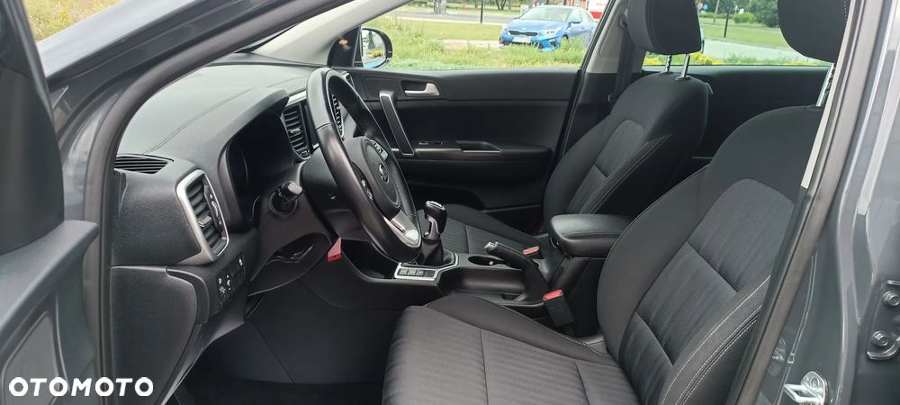 Kia Sportage 1.6 T-GDI M 4WD - 10