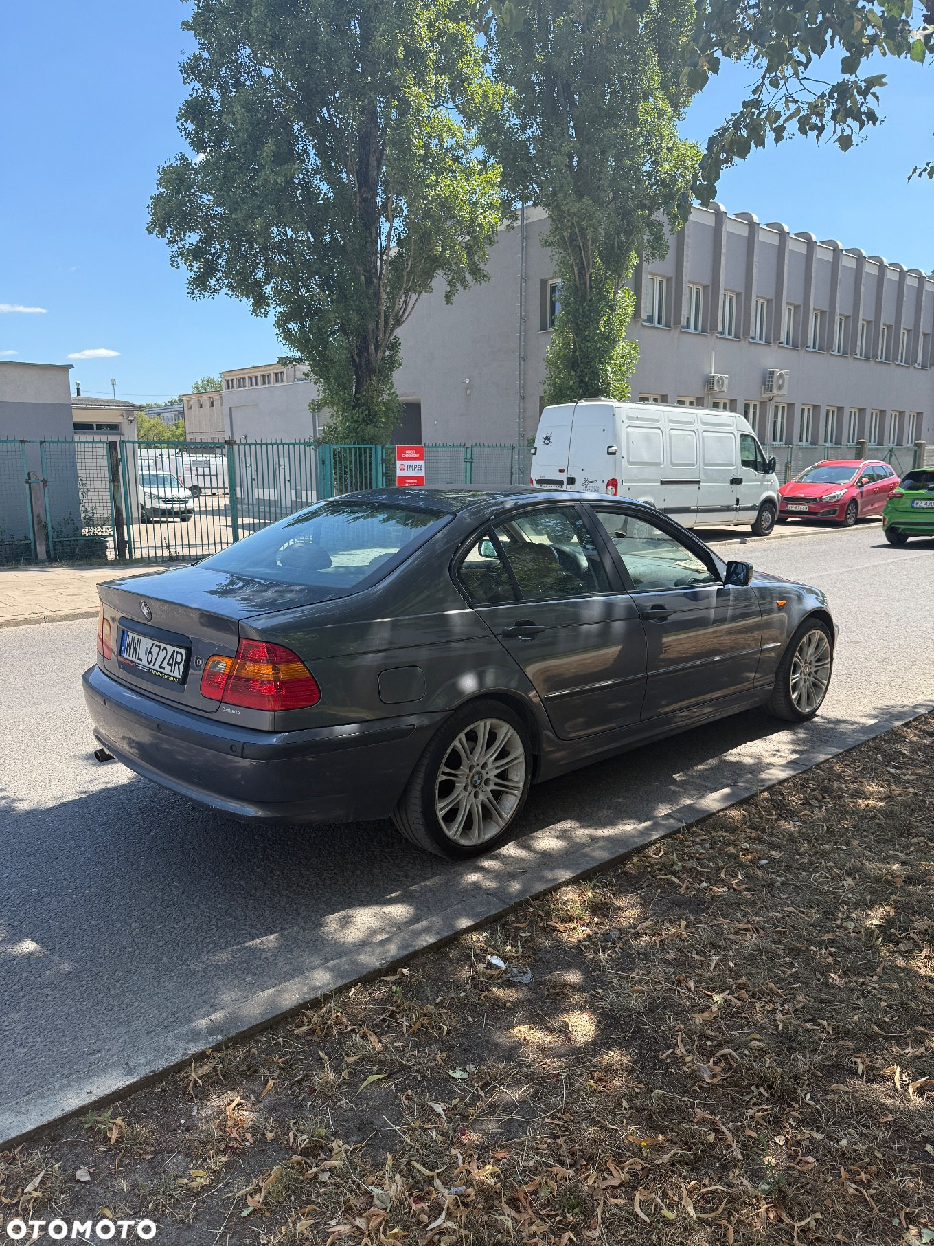 BMW Seria 3 318i - 7