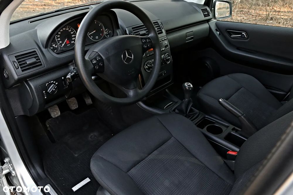 Mercedes-Benz Klasa A 150 BlueEFFICIENCY Avantgarde Flotte - 6