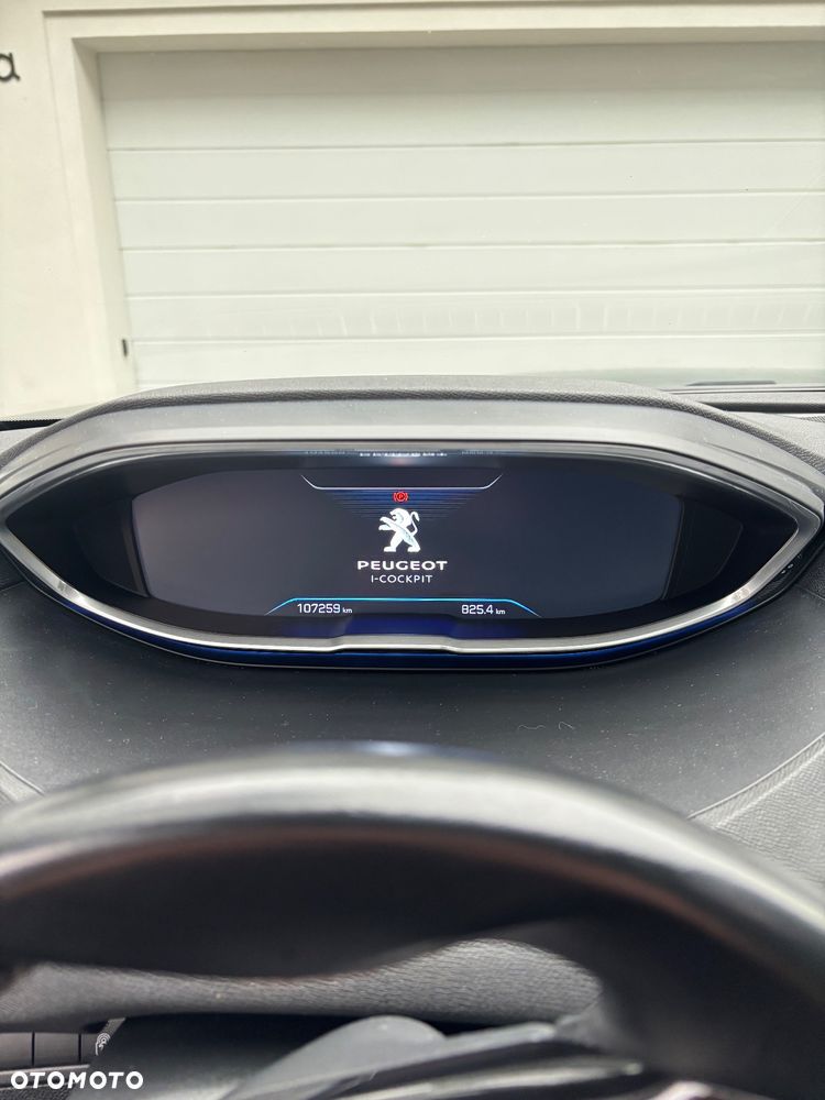 Peugeot 5008 1.6 THP Active S&S EAT6 - 11