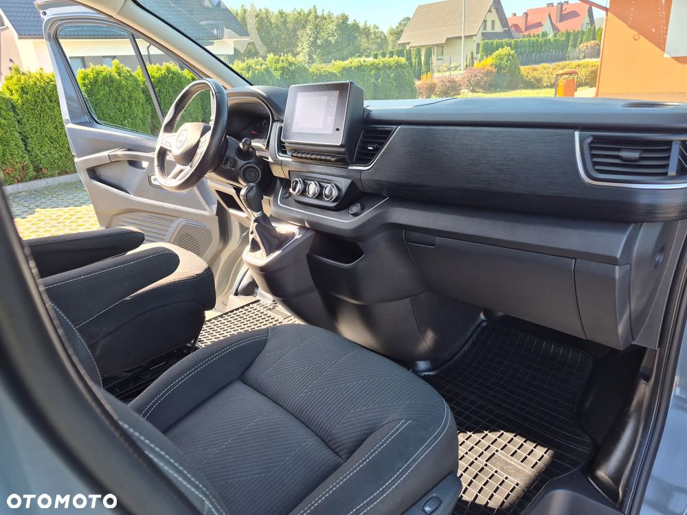 Nissan Primastar - 16