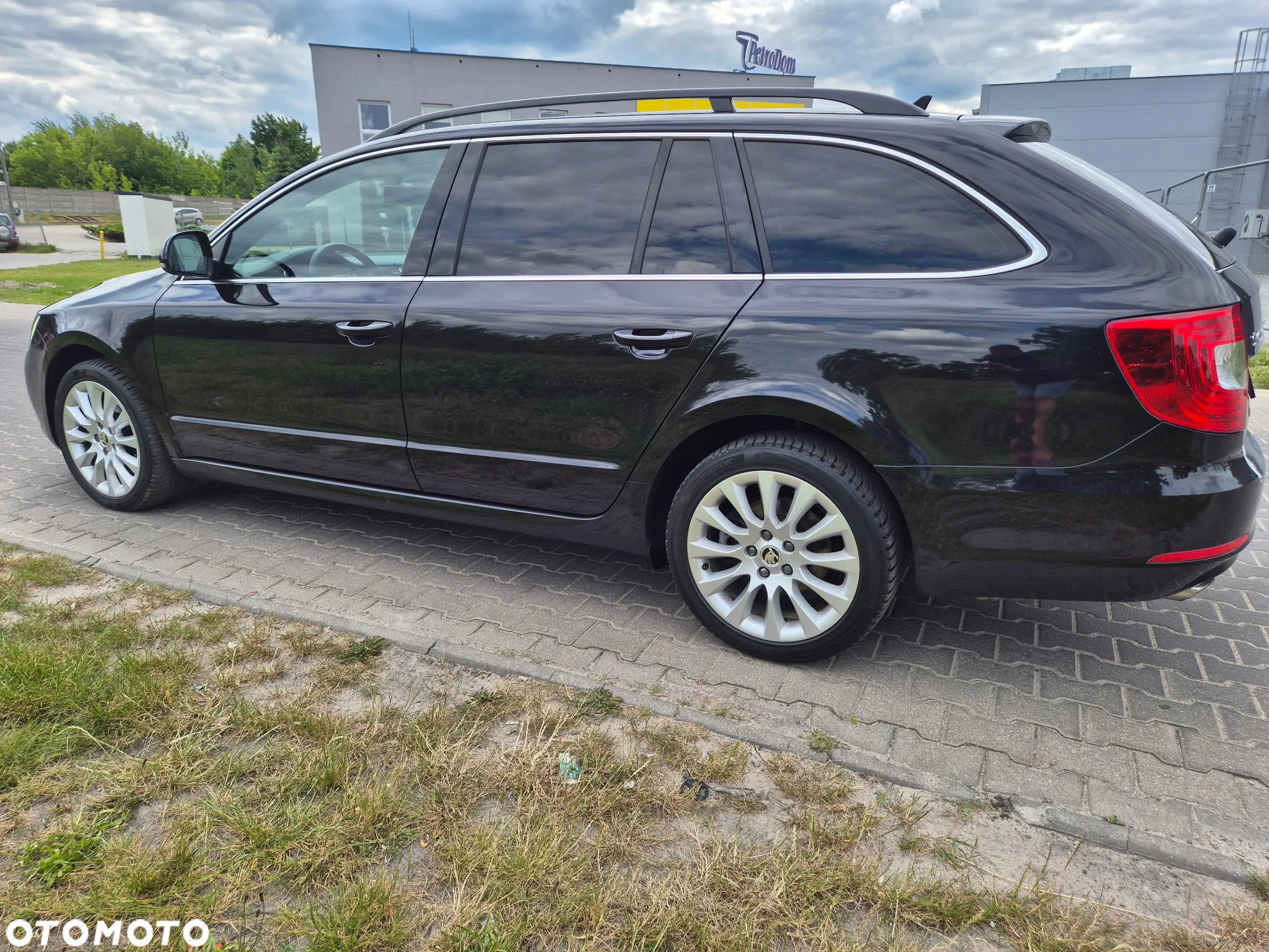 Skoda Superb 2.0 TDI DSG Exclusive - 16
