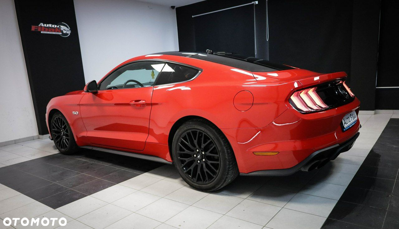 Ford Mustang 5.0 V8 GT - 13