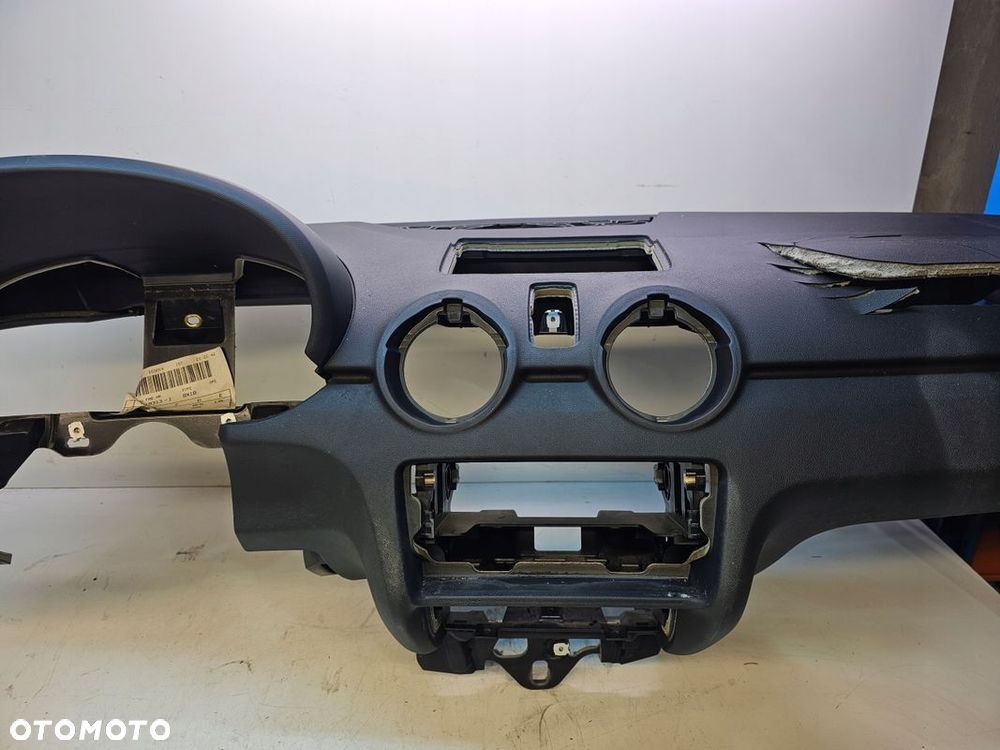 DESKA KOKPIT KONSOLA AUDI A1 8X USZKODZONA 8X1857033 - 2