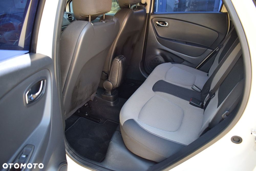 Renault Captur - 24