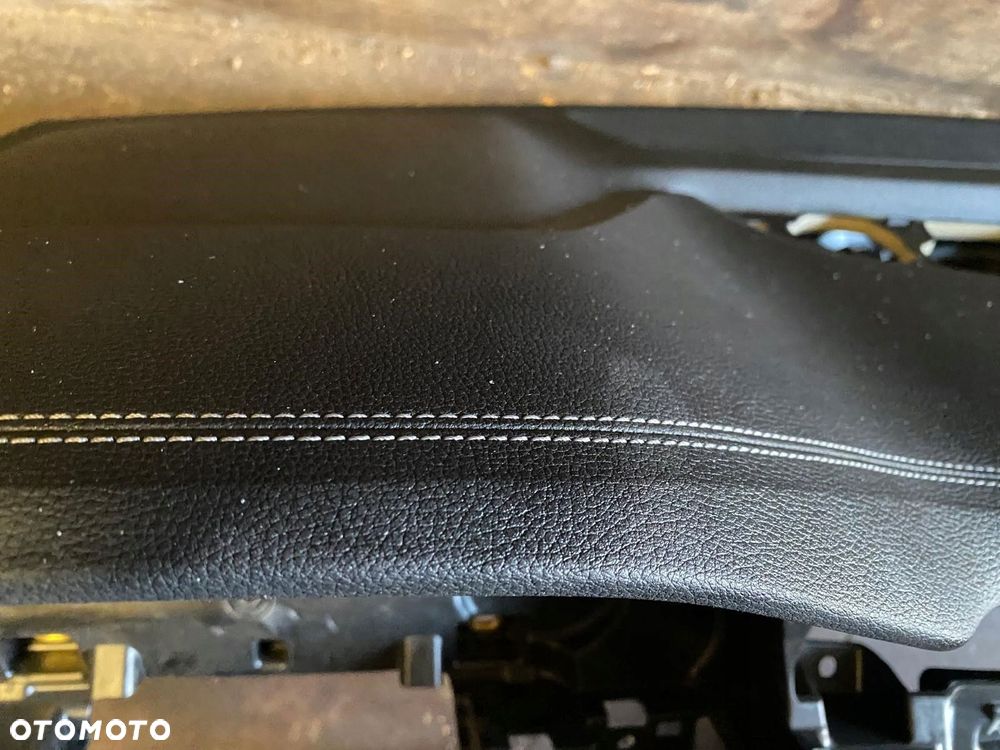 konsola poduszka pasażera audi q8 zwykła szyta - 3