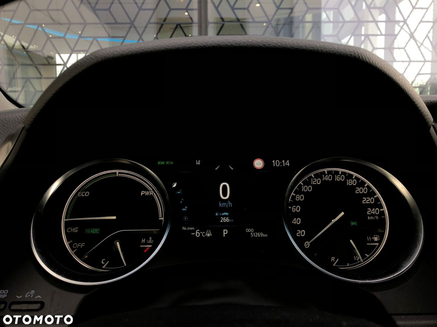 Toyota Camry - 21