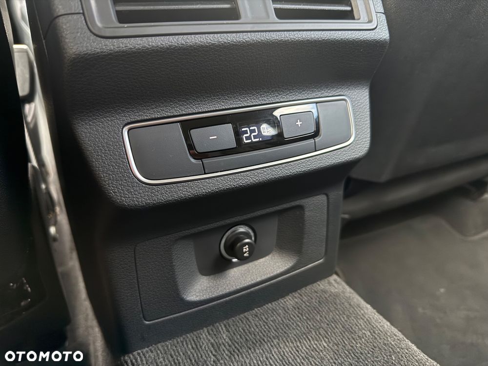 Audi Q5 50 TFSIe quattro S tronic S line - 33