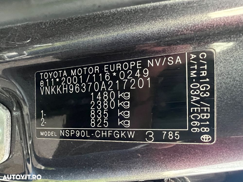 Toyota Yaris 1.33 VVT-i Executive - 14