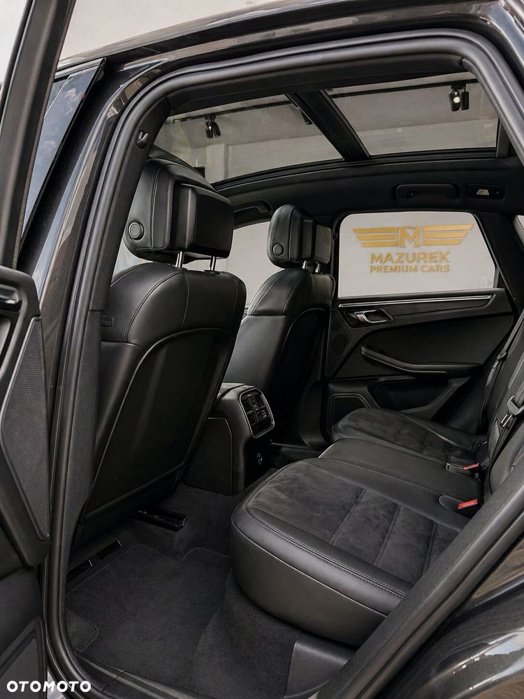 Porsche Macan - 13