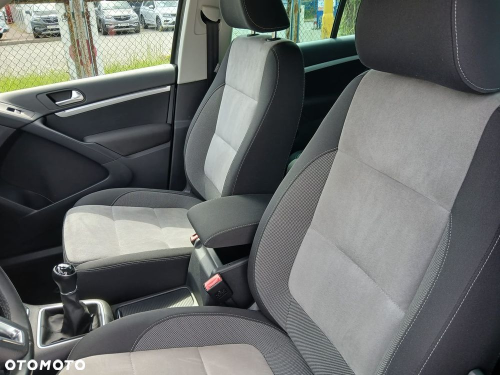 Volkswagen Tiguan - 22