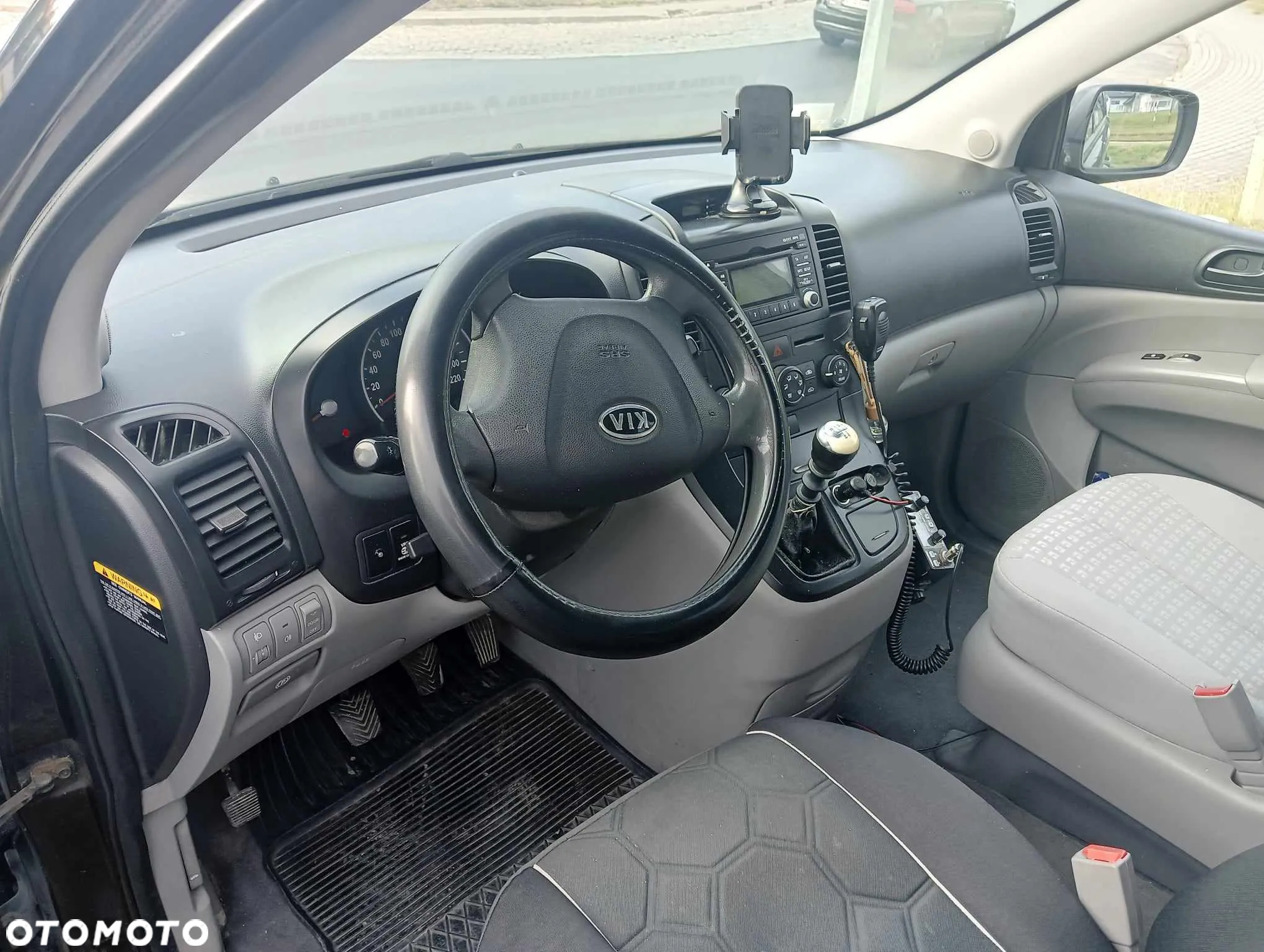 Kia Carnival - 5