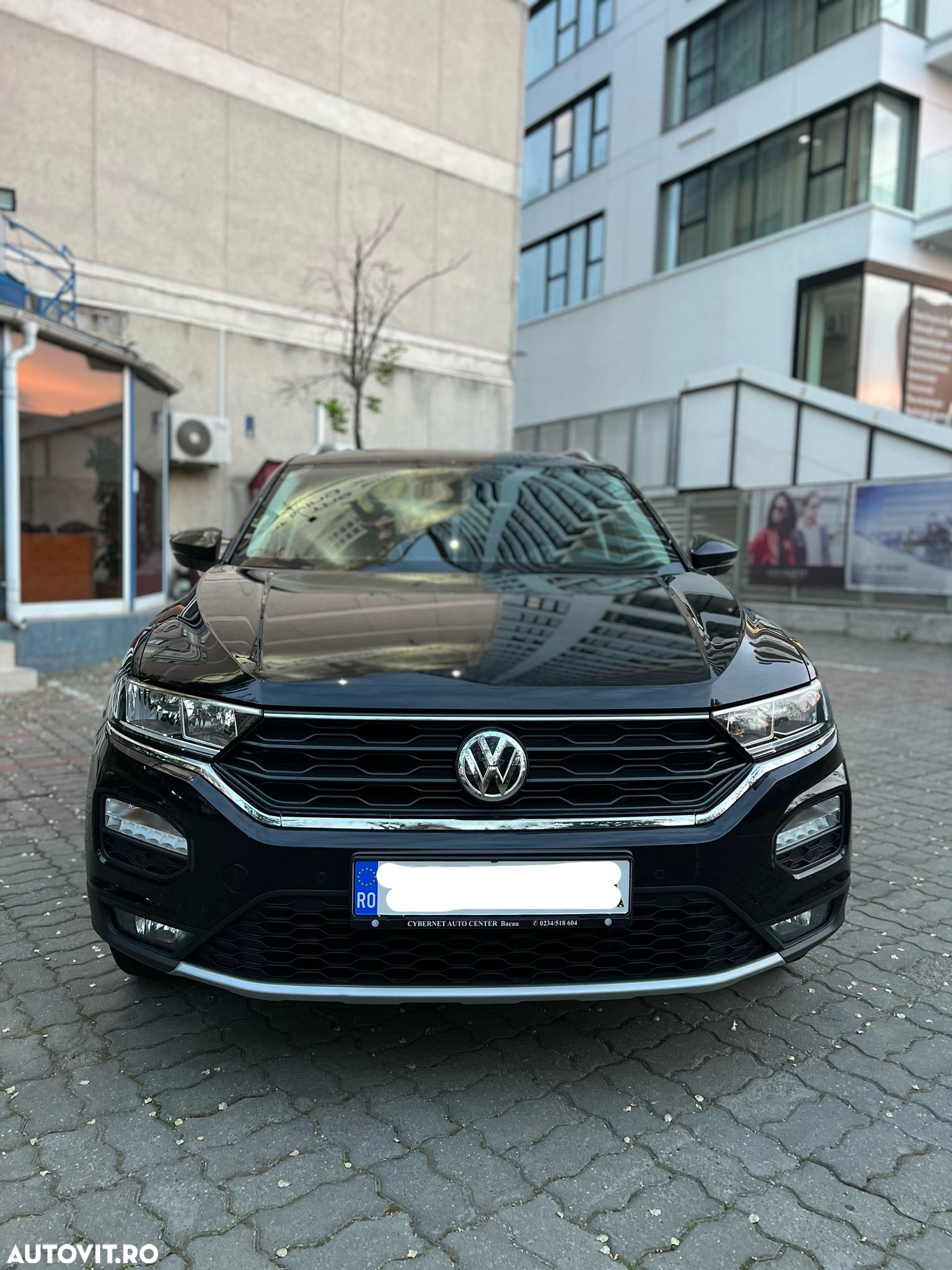 Volkswagen T-ROC 1.5 TSI Design - 3