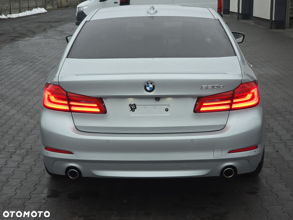 BMW Seria 5 520d - 3