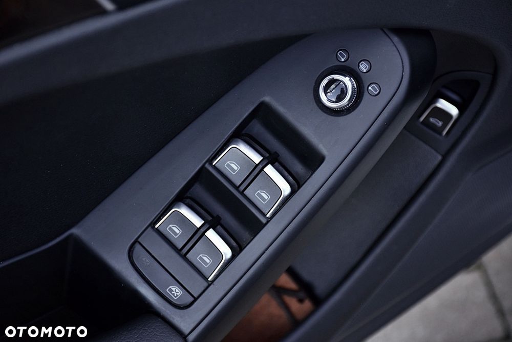 Audi A4 Limousine 1.8 TFSI Attraction - 30