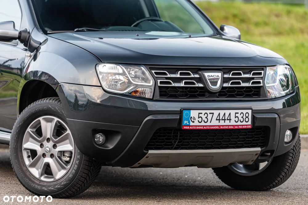 Dacia Duster 1.6 SCe Blackshadow S&S - 8