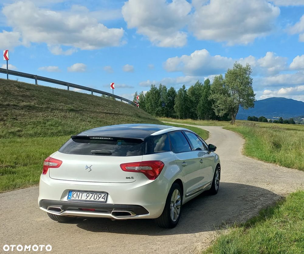 DS Automobiles DS 5 - 6