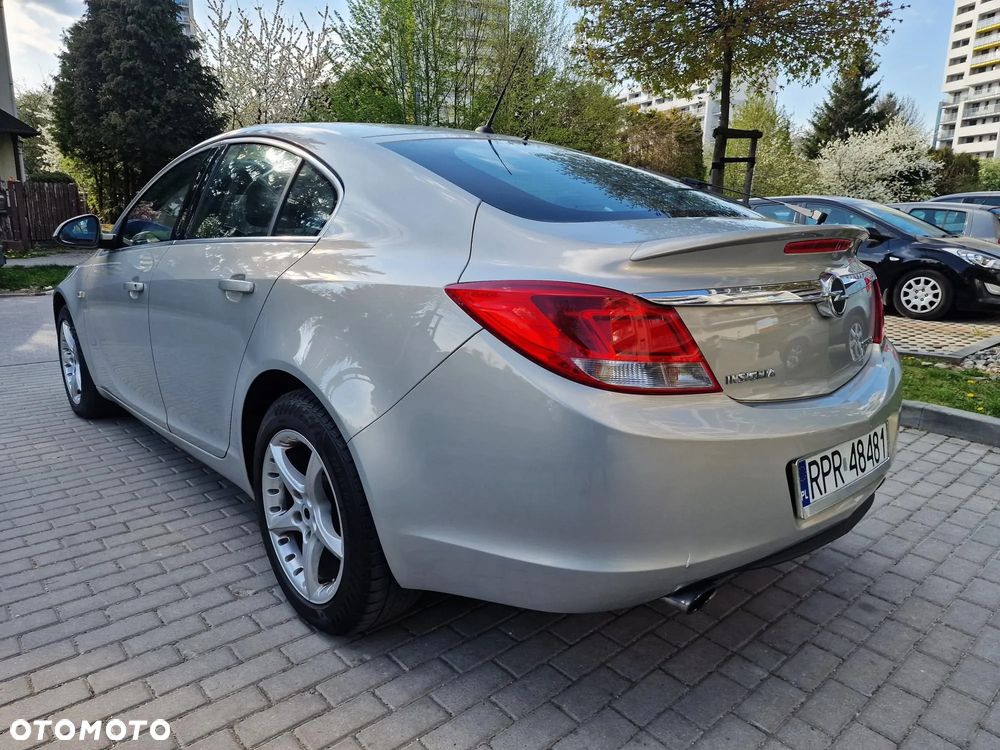Opel Insignia - 22