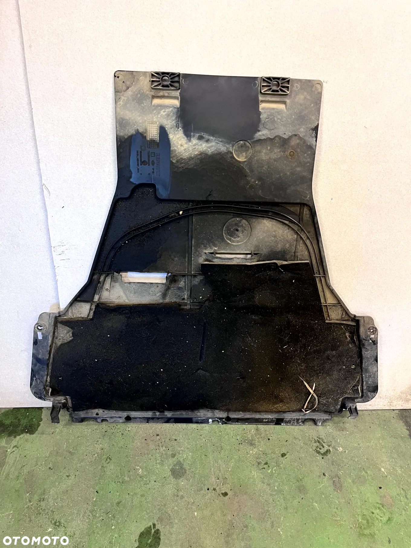 RENAULT MEGANE III OSŁONA POD SILNIK DOLNA LEKKO USZKODZONA ORYGINAŁ 758900006R - 4