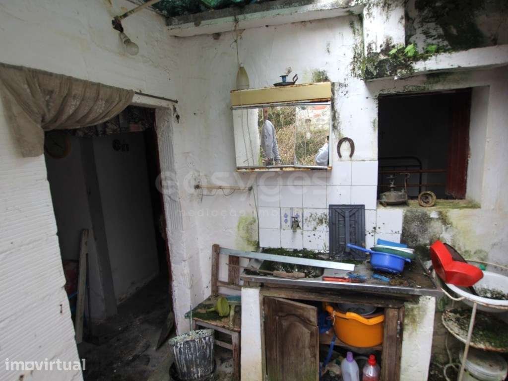 2 Casas de aldeia T2 + ruina + com terreno em Rio Maior - Grande imagem: 4/12