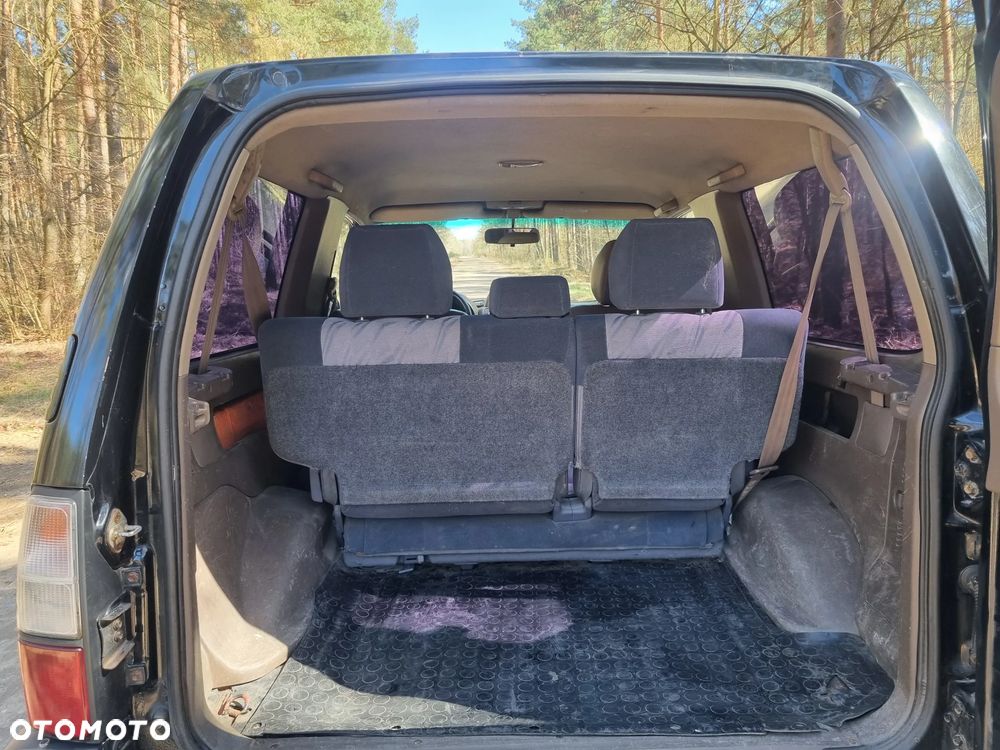 Toyota Land Cruiser - 38