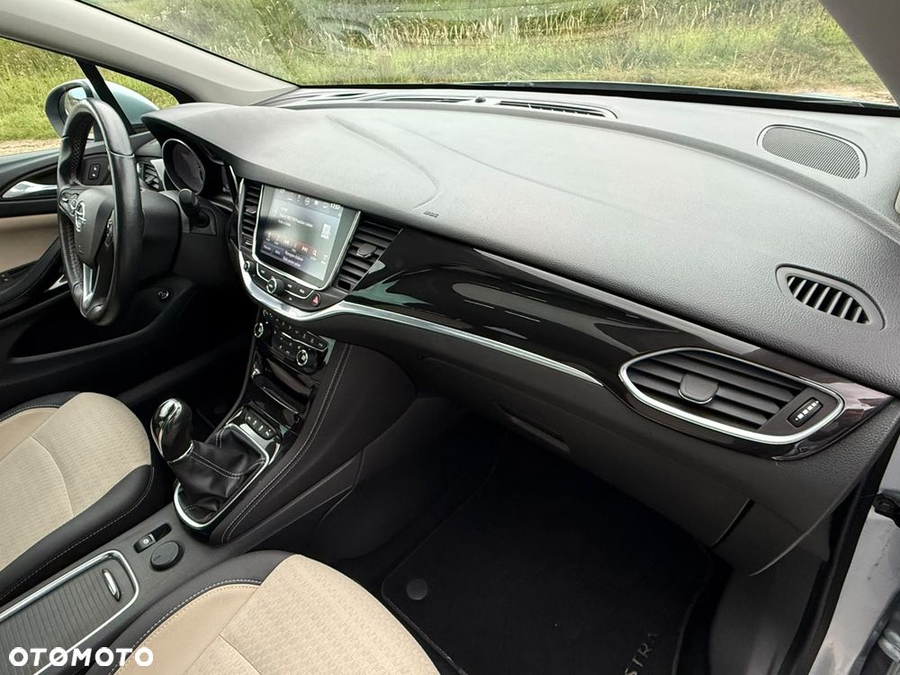 Opel Astra 1.4 Turbo Start/Stop Business - 27