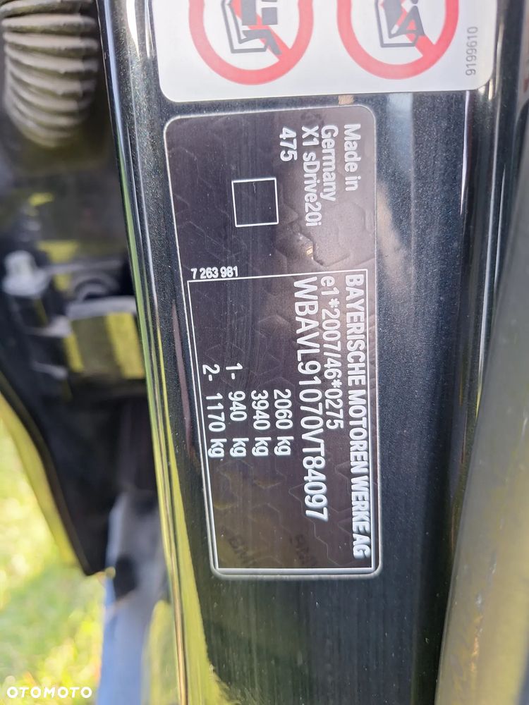 BMW X1 sDrive20i Sport Line - 14