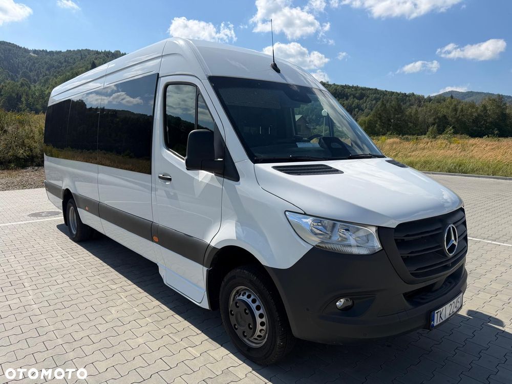 Mercedes-Benz Sprinter 517 - 1