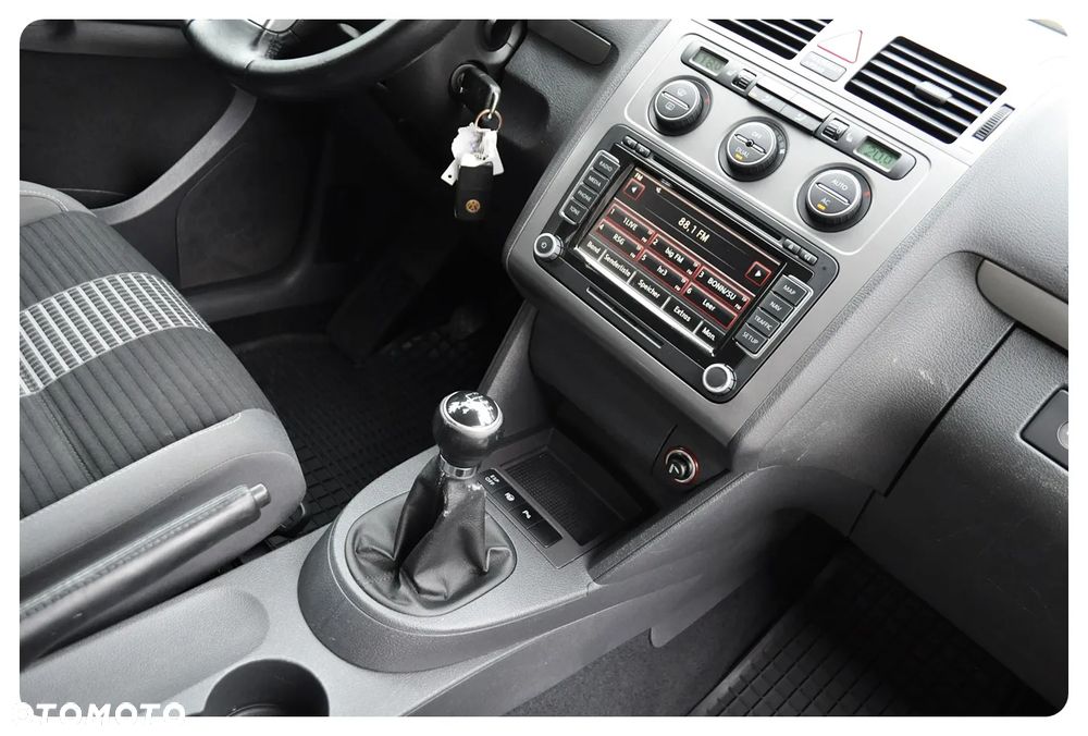 Volkswagen Touran 1.6 United - 33