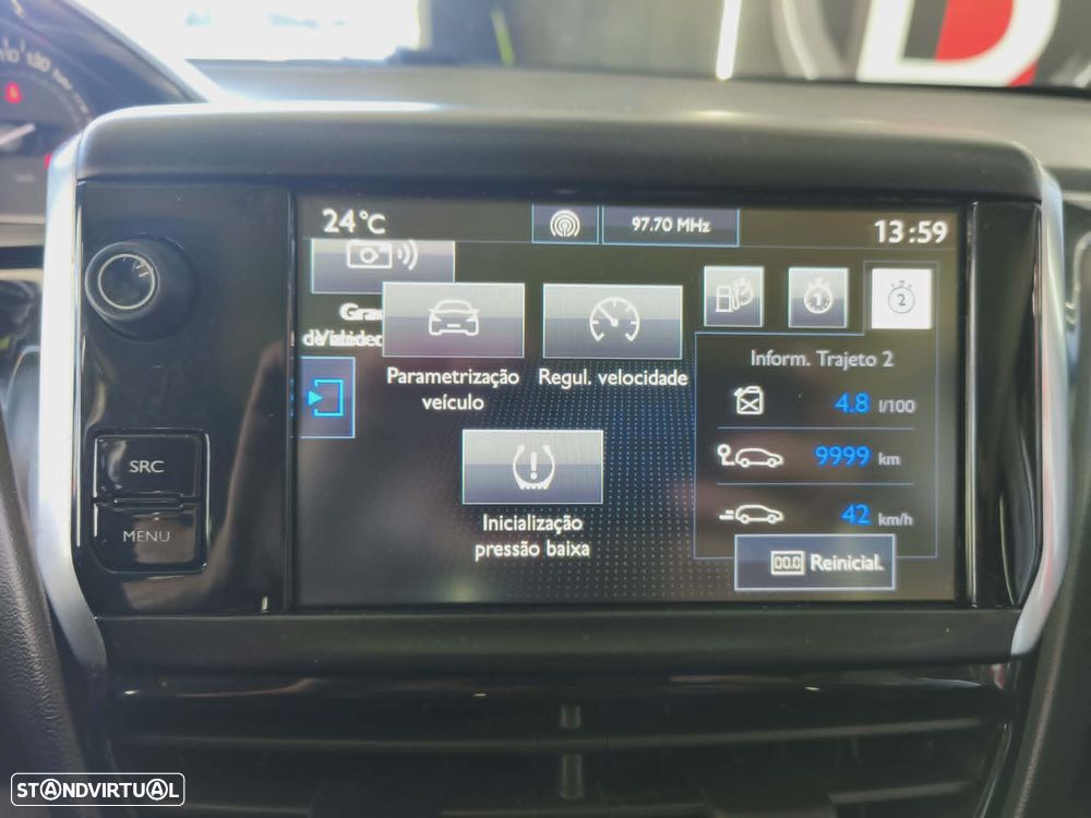 Peugeot 208 1.6 BlueHDi Style - 12