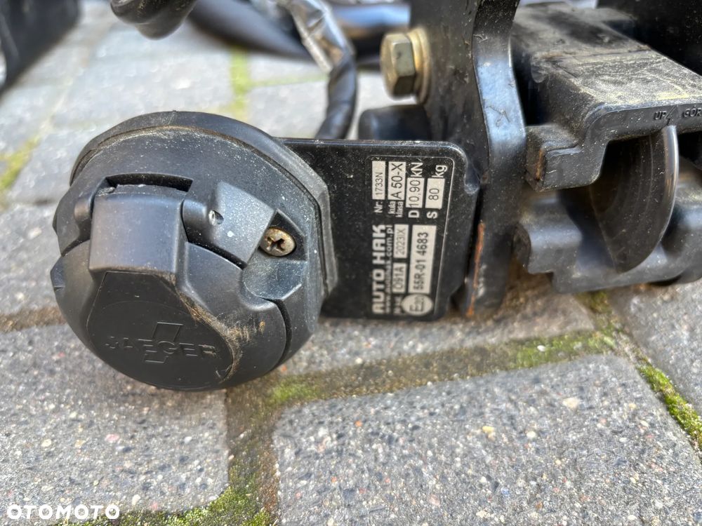 TOYOTA RAV4 RAV 4 IV Lift Hak Holowniczy - 3