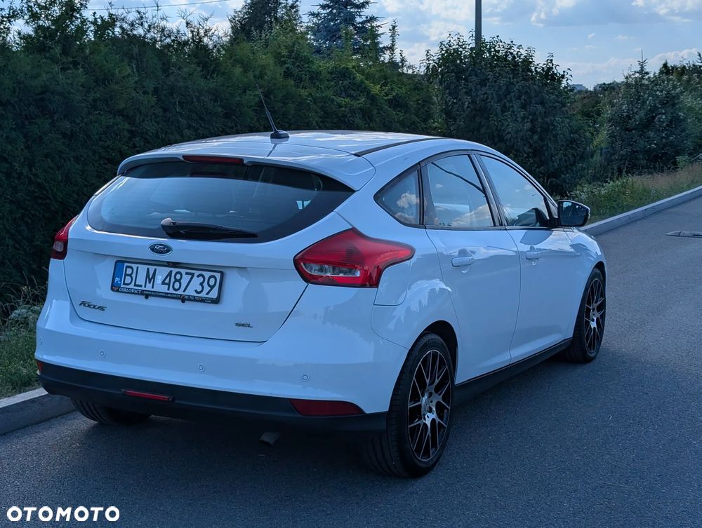 Ford Focus - 4