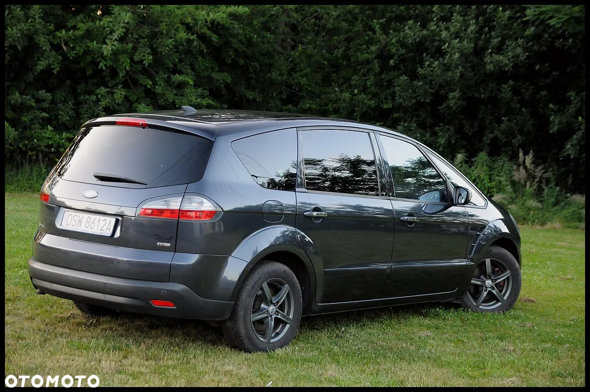 Ford S-Max 2.0 TDCi DPF Titanium - 16